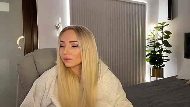 OhMyEmma online show from 25, 11, 2025