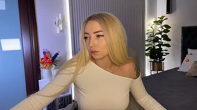 OhMyEmma online show from 15, 10, 2025