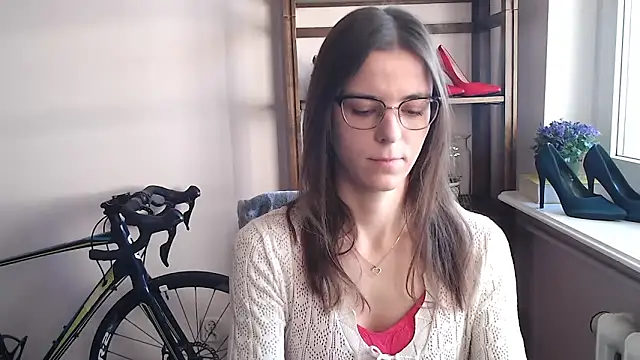 love megi online show from 1, 2, 2026