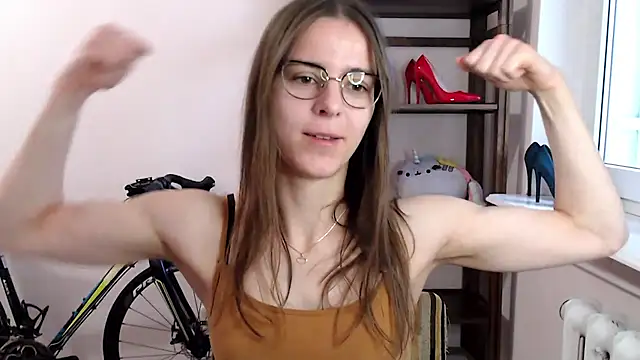 love megi online show from 20, 12, 2025