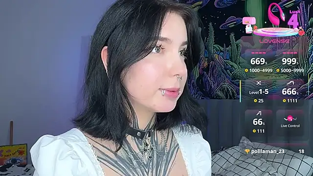 Snapshot of yourvodka chatting on 7, 11, 2025 yourvodka online show from 7, 11, 2025