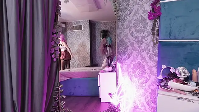 SunnyGlow online show from 16, 10, 2025