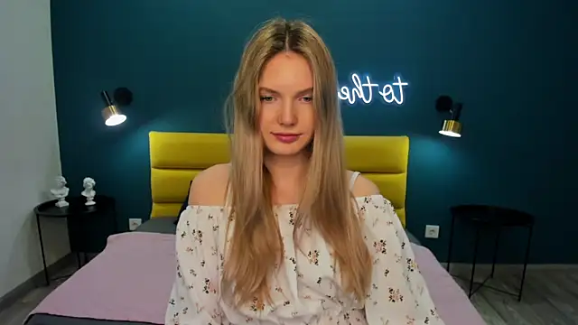 EvelineAmore online show from 28, 4, 2026