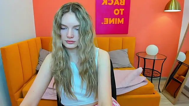 EvelineAmore online show from 18, 5, 2026