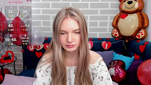 Snapshot of EvelineAmore chatting on 8, 2, 2026 EvelineAmore online show from 8, 2, 2026