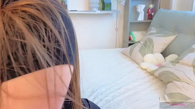Kira mindnes online show from 18, 7, 2026