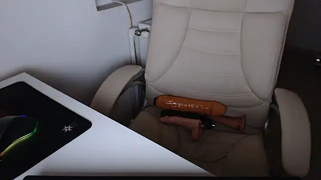 ElssaRush online show from 18, 9, 2025