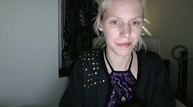 ElssaRush online show from 17, 3, 2025