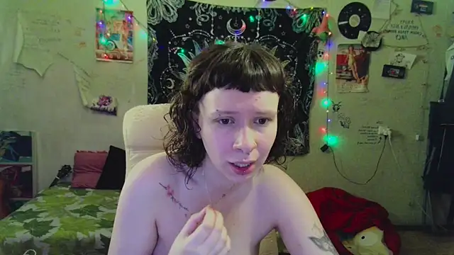 Snapshot of Lil_foxxx chatting on 15, 6, 2026 Lil foxxx online show from 15, 6, 2026