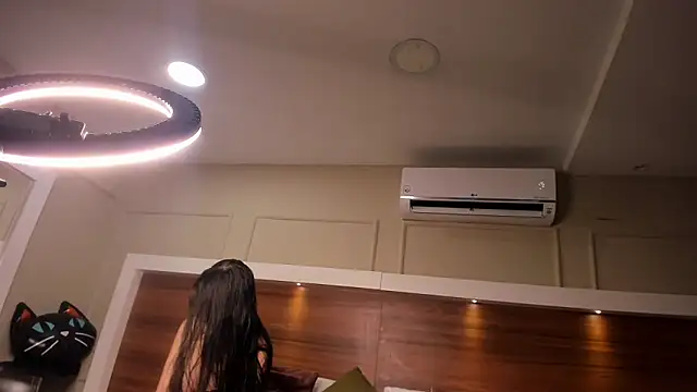 AriadnaHarper online show from 2, 4, 2026