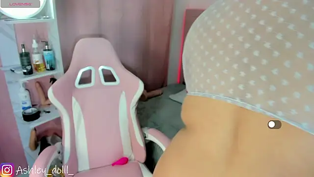 Ashley dolll online show from 26, 11, 2025