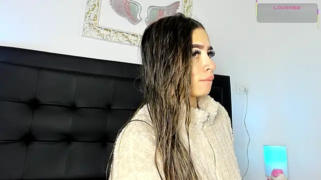 Lola Blondie online show from 29, 9, 2025