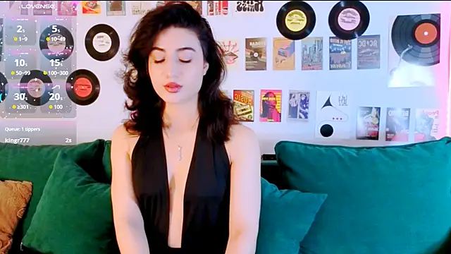 Maya Rogerss online show from 31, 5, 2026