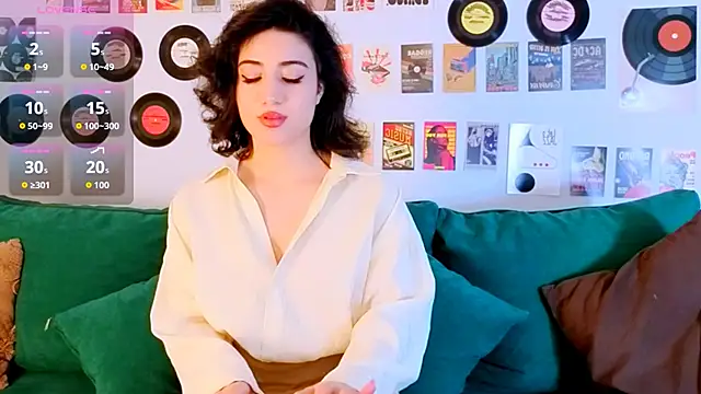 Maya Rogerss online show from 29, 4, 2026
