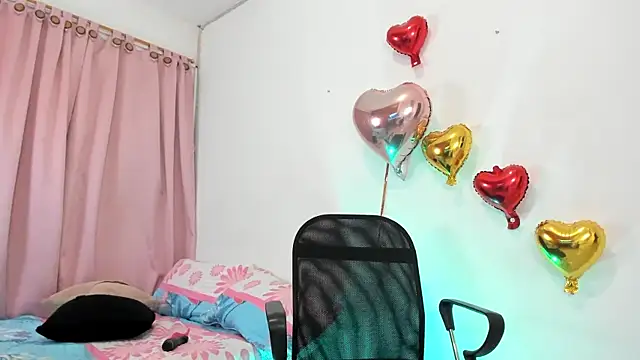 Coral w10 online show from 12, 3, 2025