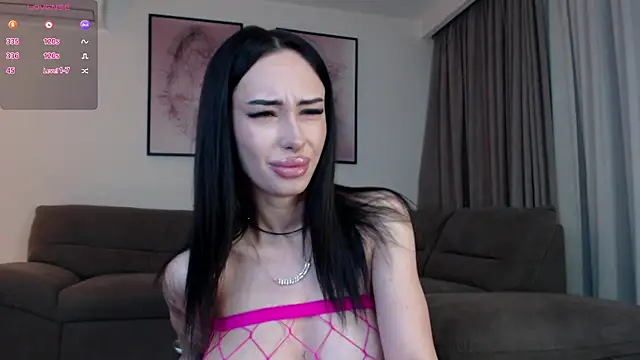 reinakylie online show from 7, 4, 2026