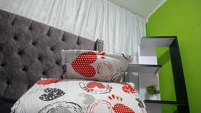 ANA-BULLOCK- online show from 16, 12, 2025