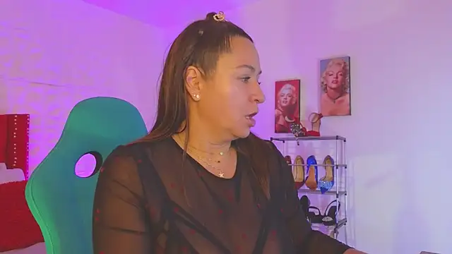 weet Evans    online show from 4, 10, 2025