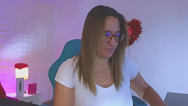 weet Evans    online show from 10, 2, 2026