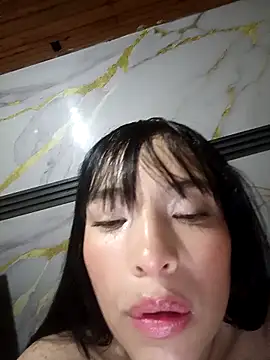 Zoebreastmilk2 online show from 3, 12, 2025