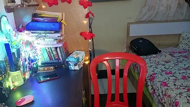 Snapshot of ValkaBlue chatting on 4, 3, 2026 ValkaBlue online show from 4, 3, 2026