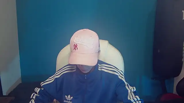 Snapshot of Burperking420_ chatting on 20, 10, 2025 Burperking420 online show from 20, 10, 2025