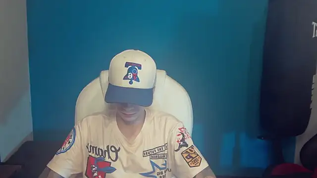 Snapshot of Burperking420_ chatting on 19, 10, 2025 Burperking420 online show from 19, 10, 2025