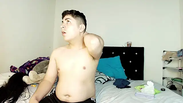 Kymberlyandlucas2 online show from 26, 6, 2026