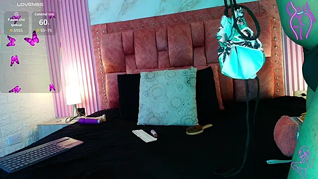 goldilockss15 online show from 5, 11, 2025