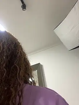 AlesiaCooper online show from 5, 12, 2025