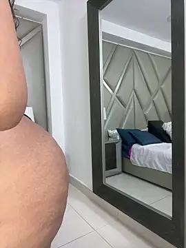 AlesiaCooper online show from 21, 12, 2025