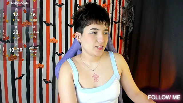 emma cute7 online show from 24, 10, 2025