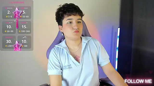 emma cute7 online show from 11, 11, 2025