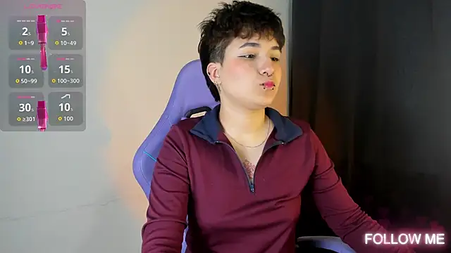 emma cute7 online show from 10, 9, 2025