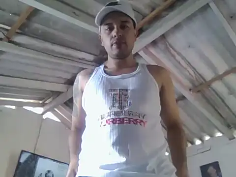 Snapshot of hino_chan chatting on 5, 10, 2025 hino chan online show from 5, 10, 2025