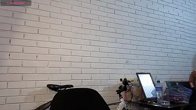 freyaa sorcerees online show from 16, 10, 2025