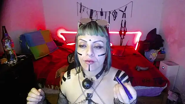 freyaa sorcerees online show from 18, 3, 2025