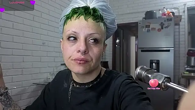 freyaa sorcerees online show from 7, 10, 2025