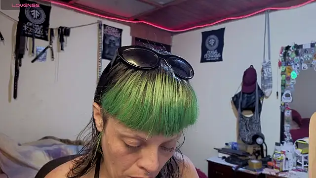 freyaa sorcerees online show from 23, 11, 2025