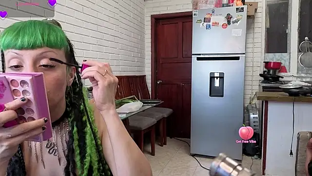 freyaa sorcerees online show from 4, 10, 2025