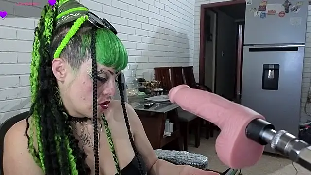 freyaa sorcerees online show from 6, 10, 2025