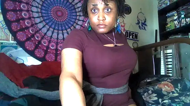 Snapshot of GardeniaFields chatting on 7, 7, 2026 GardeniaFields online show from 7, 7, 2026