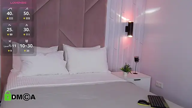 NikaDines online show from 9, 3, 2025