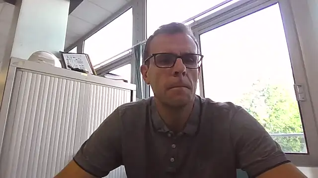 Simon 76 online show from 19, 9, 2025