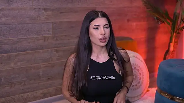 TanyaVonDe online show from 5, 11, 2025