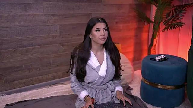 TanyaVonDe online show from 11, 11, 2025