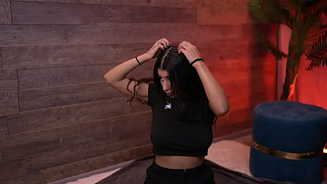 TanyaVonDe online show from 29, 11, 2025