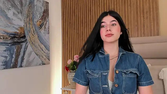 FatimaEvans online show from 17, 11, 2025