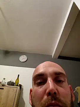 Smokeym123 online show from 14, 3, 2025