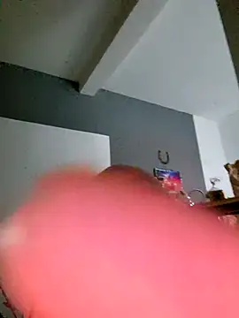 Smokeym123 online show from 10, 3, 2025